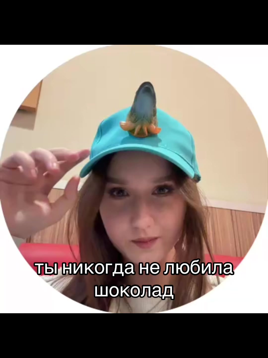 @олечка 𖣂