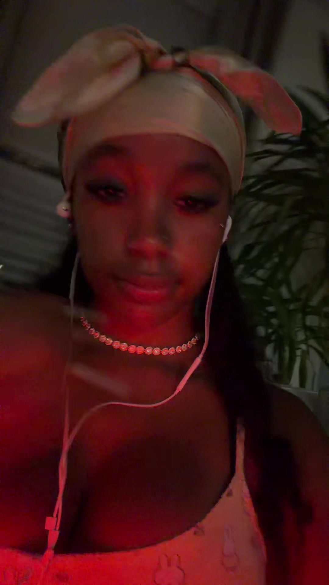 @whosmayabae