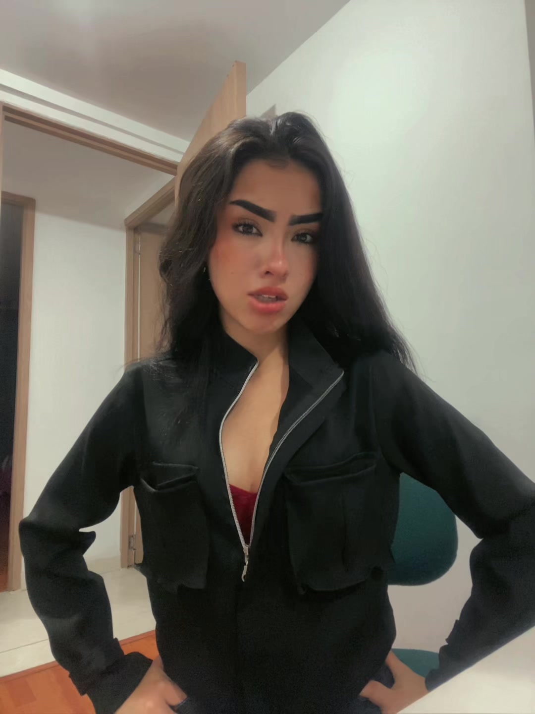 @𝒸𝒶𝓁𝓁𝓂𝑒𝓌𝑒𝓃𝒹𝓎 💋
