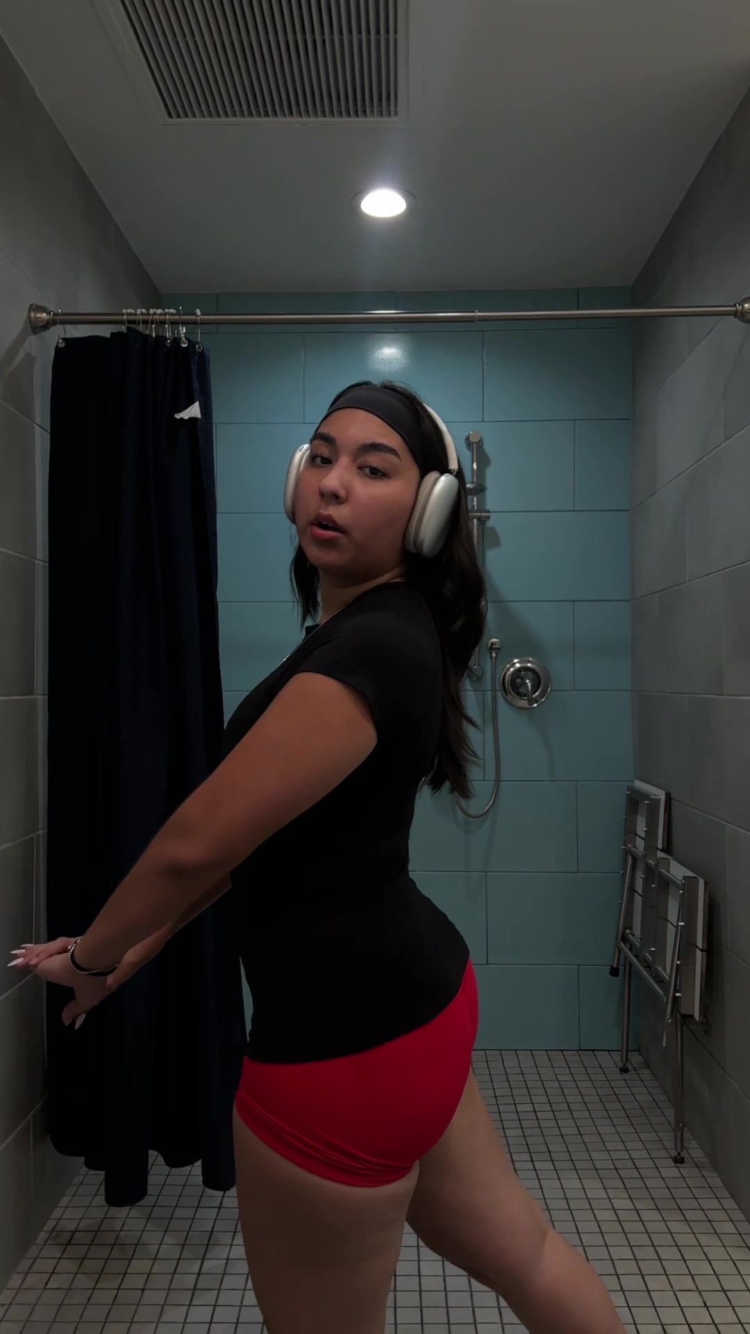 @mia bujanda