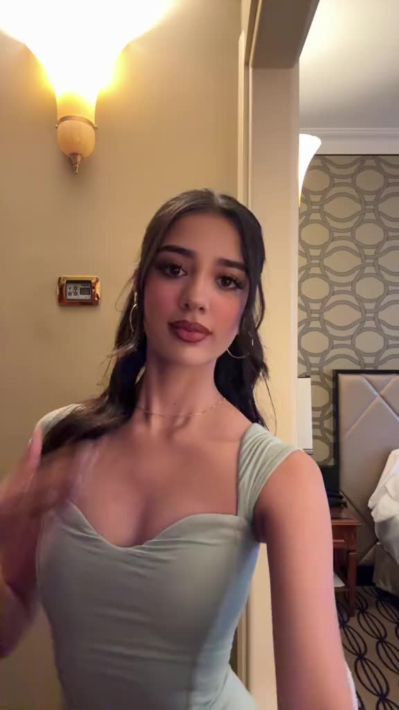 @leena