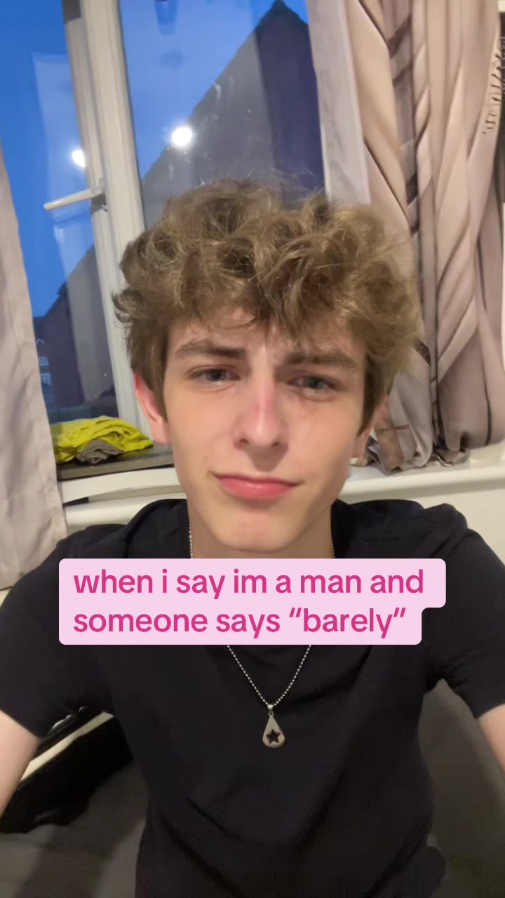 @a_r0se_