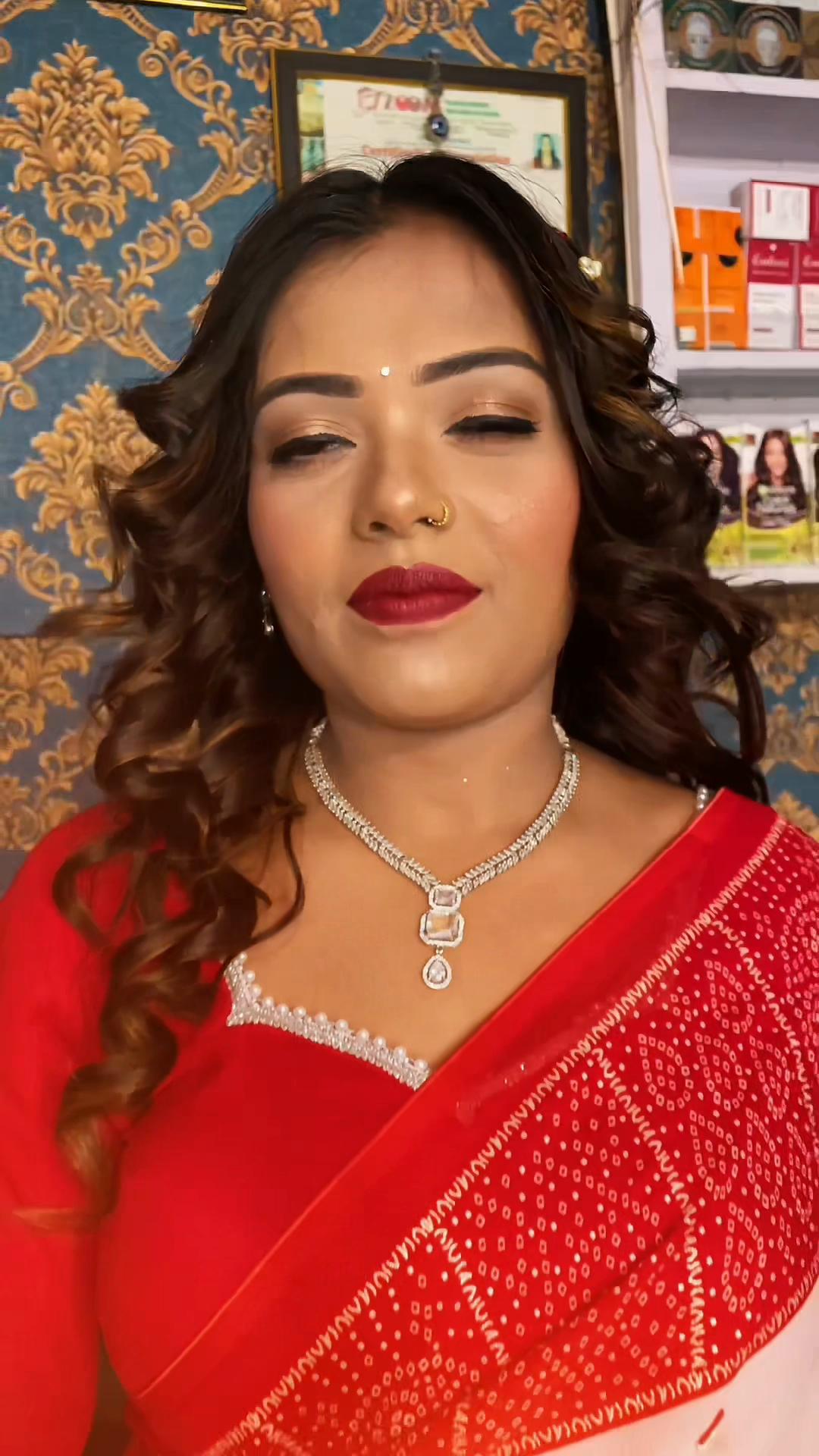 @ANJU MAHATO 🦋🕊️