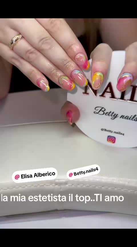 @Angelica Colella