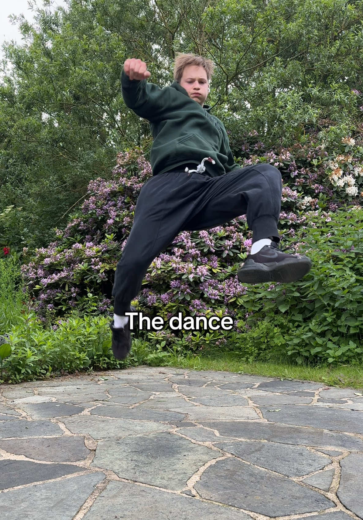 @stronggermanbear