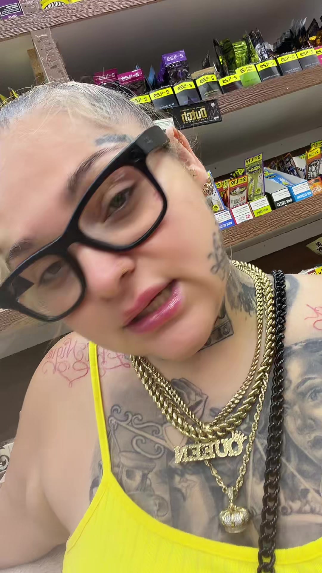 @QueenieDaGreat
