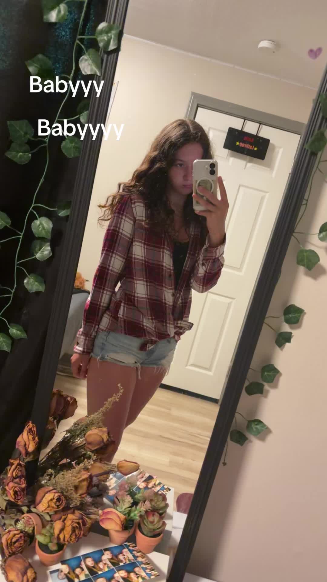 @Katieee