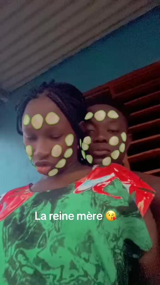 @Ajoca sans fronti&egrave;res et fr&egrave;re