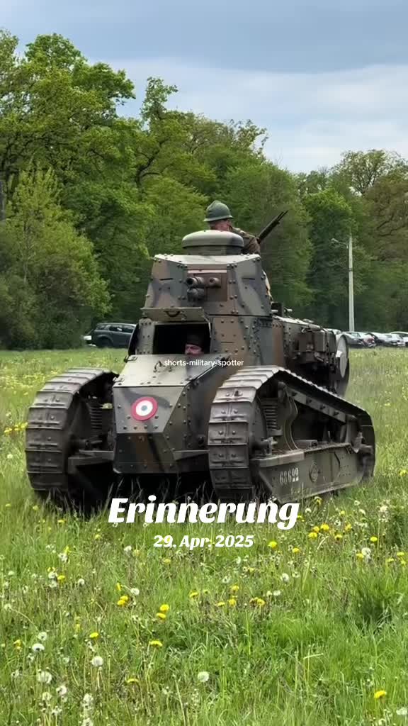 @shorts-military-spotter