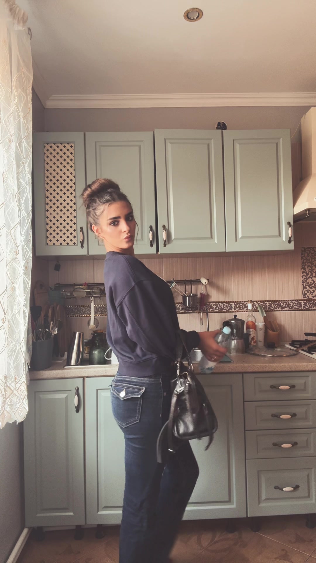 @Маман