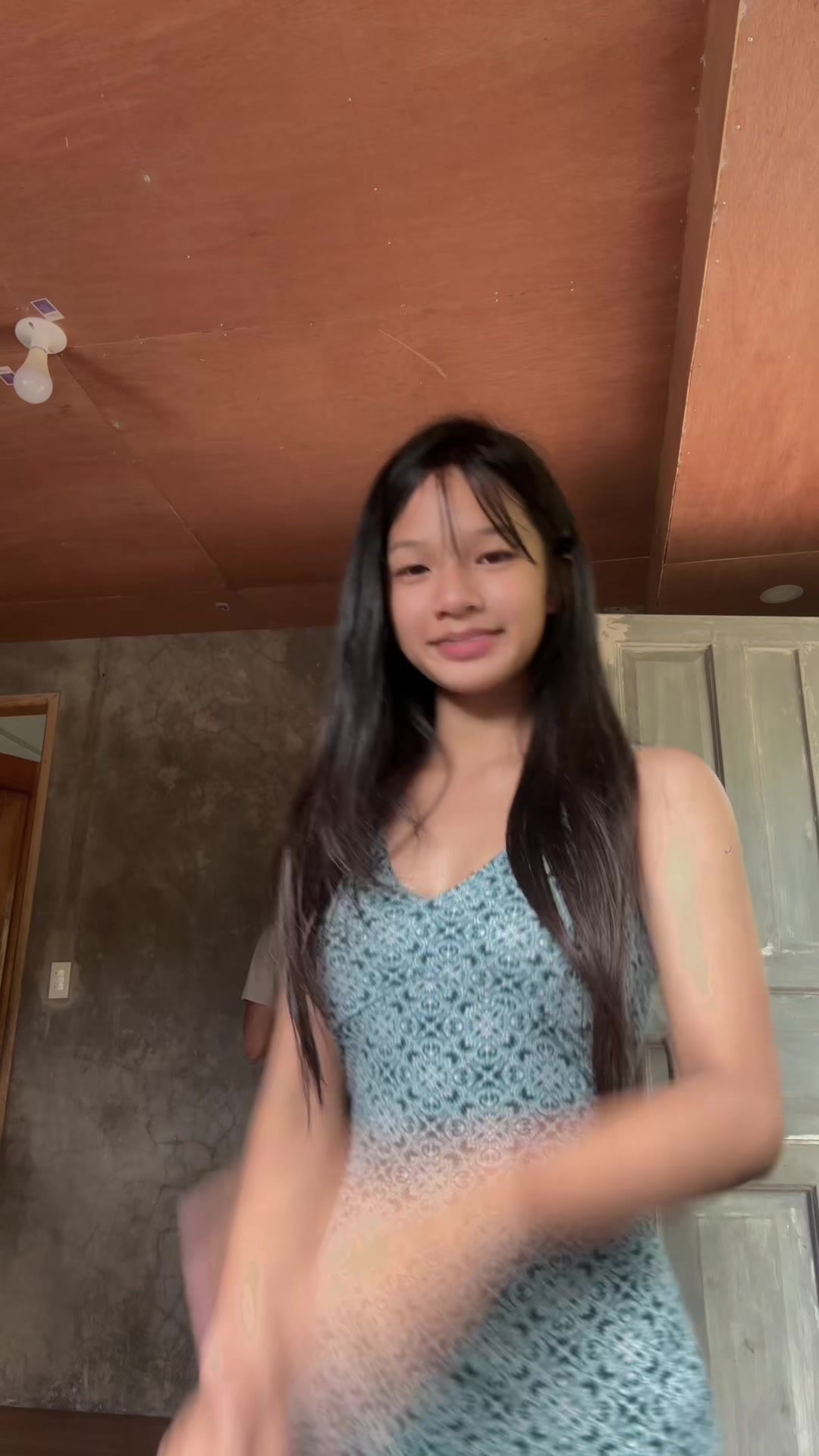 @litchownie.