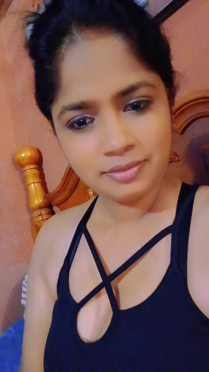@🧚&zwj;♀️Farisha Ali🧚&zwj;♀️