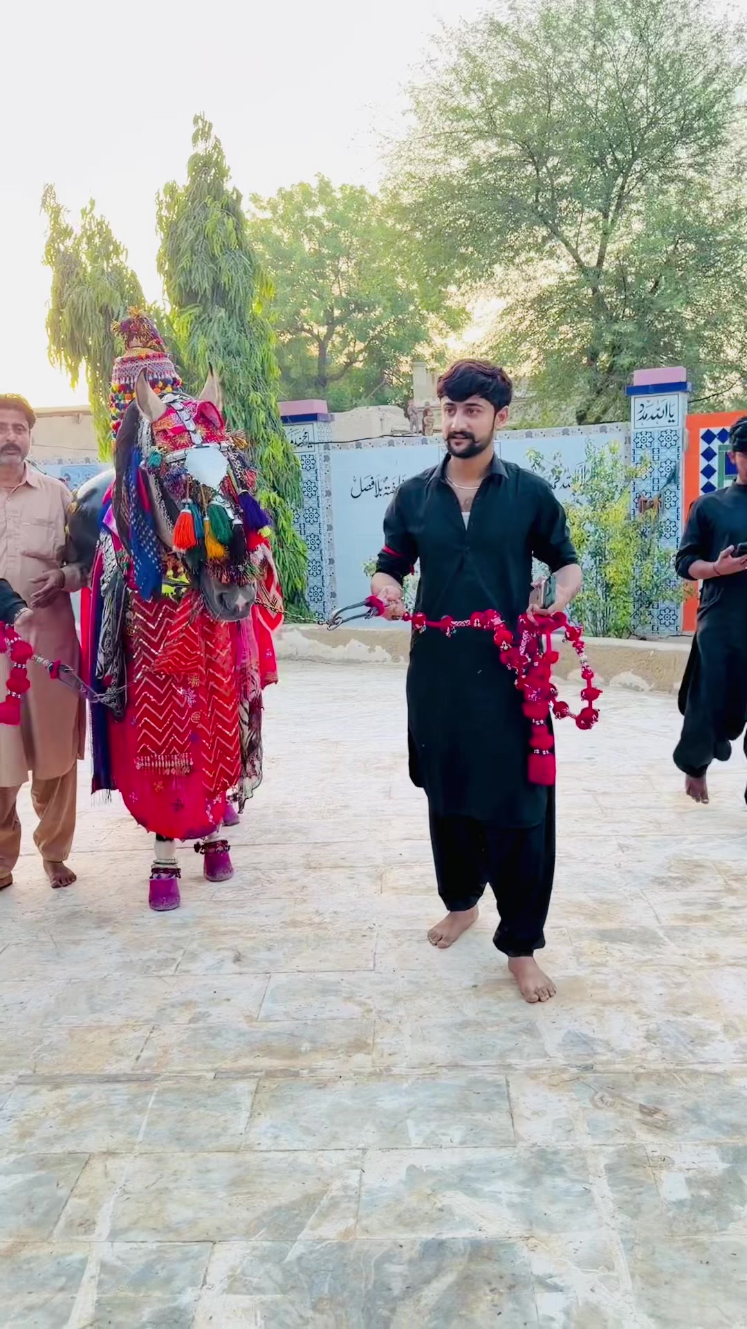 @&hearts;️Zawar Azhar jeelani&hearts;️