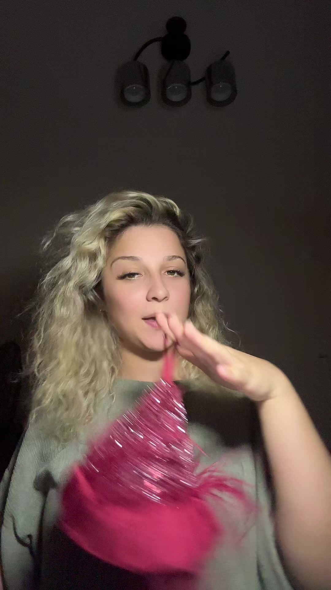 @_hanifeckrr