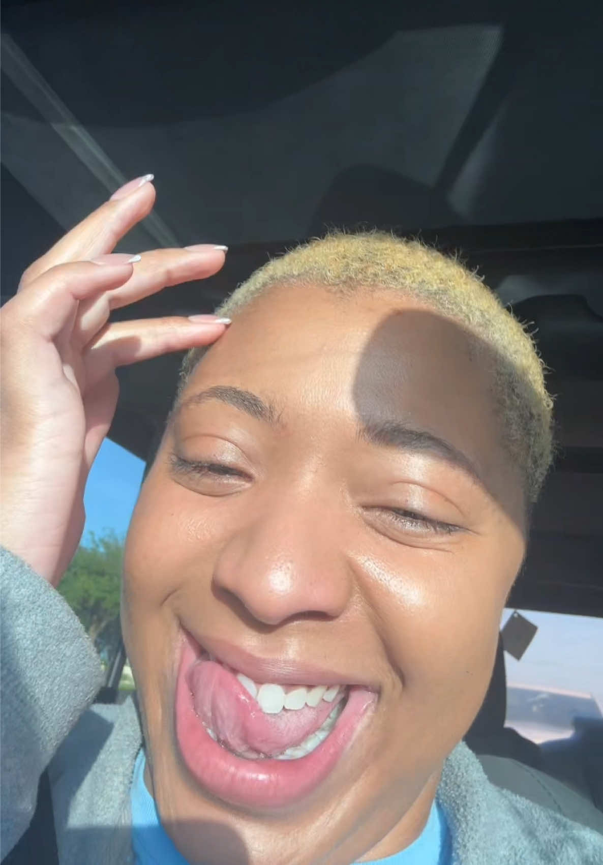 @Des