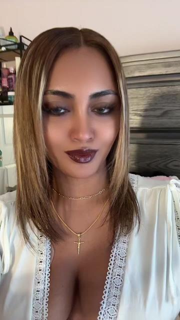 @anayrb 🐊