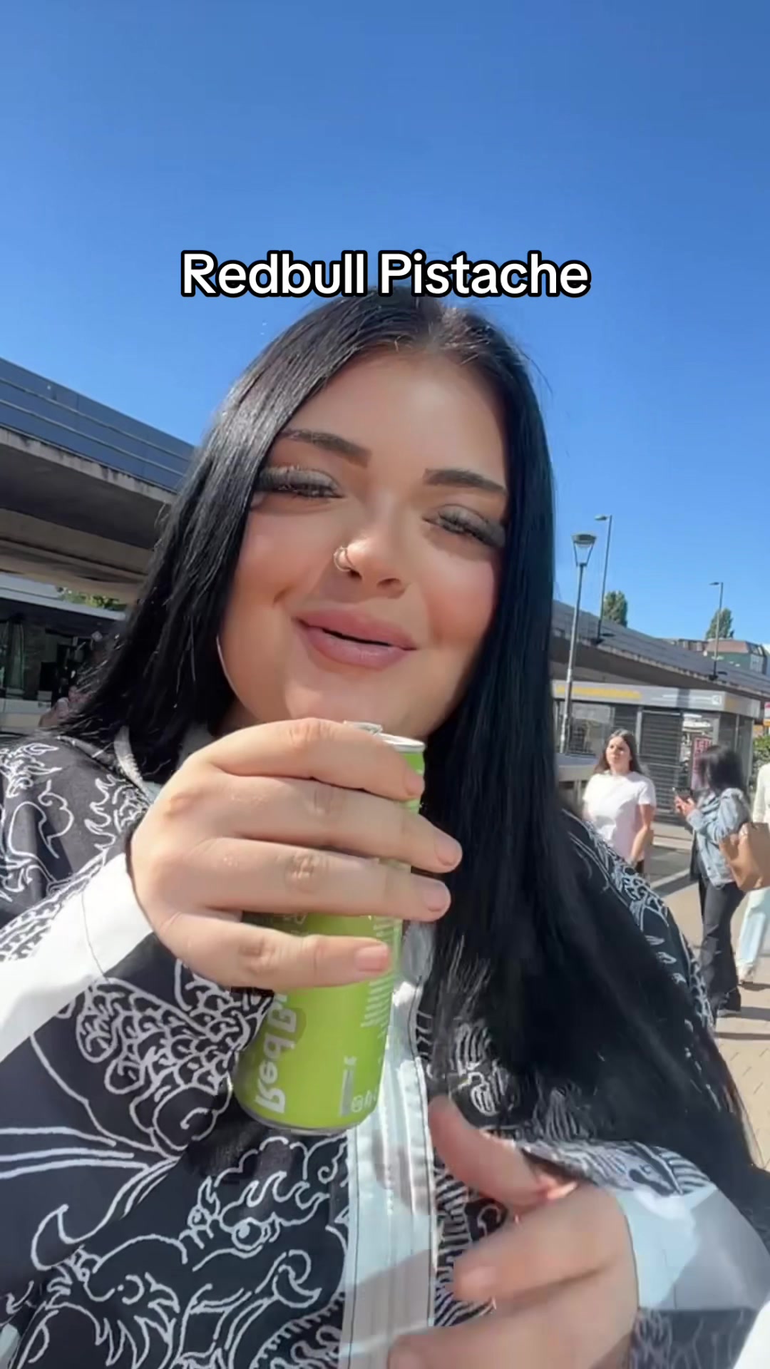 @M4ELLE