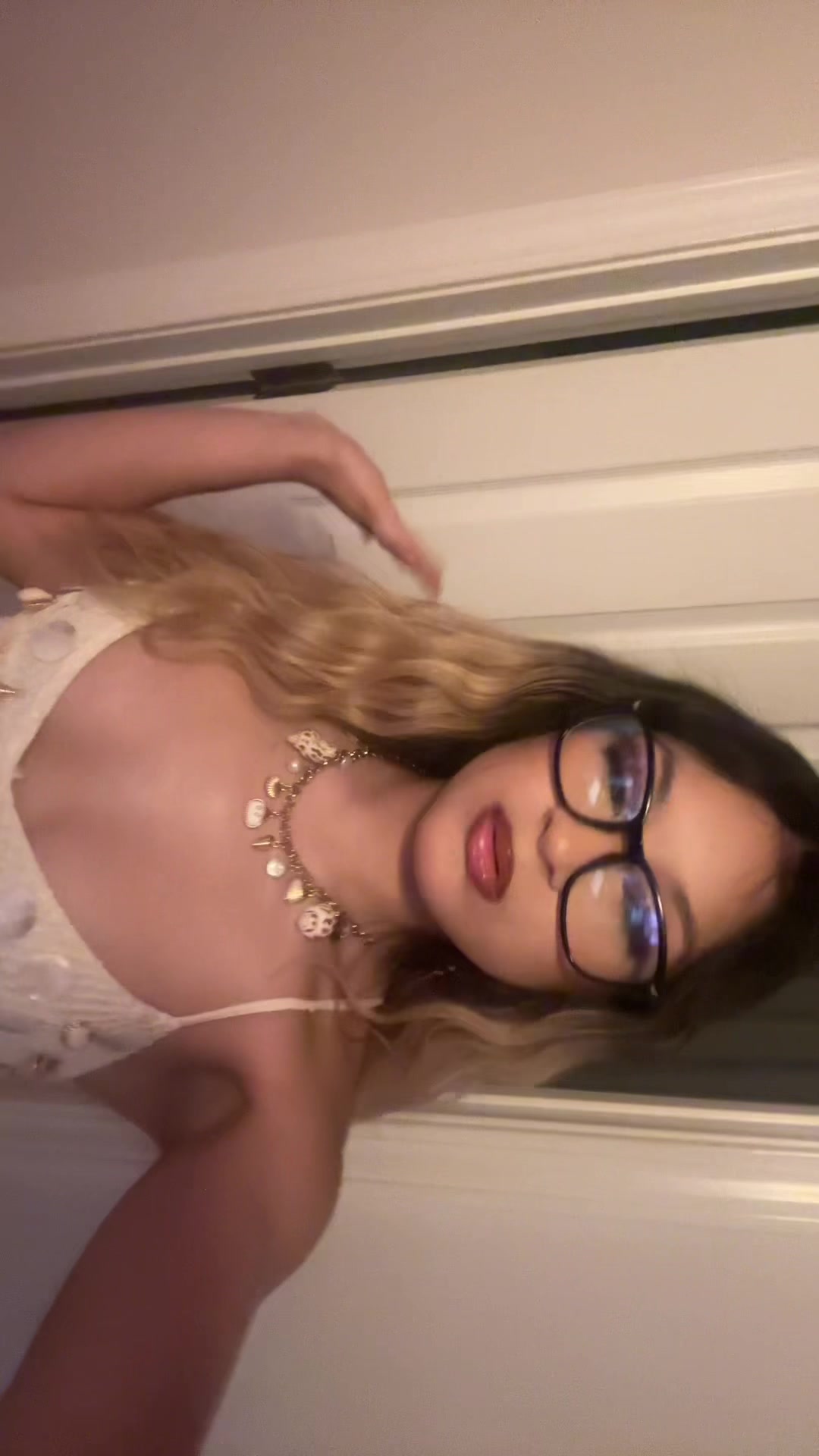 @<3