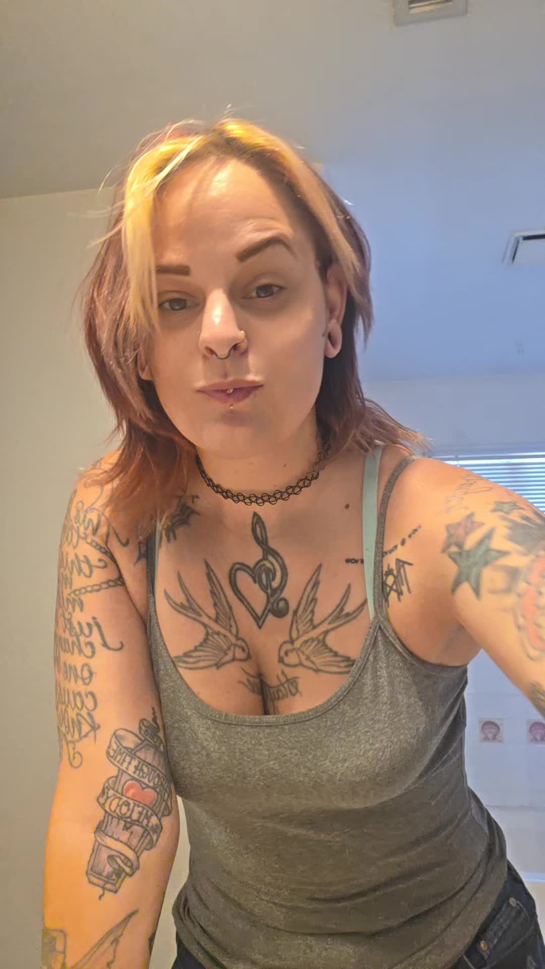 @Just_a_Sommer_girl
