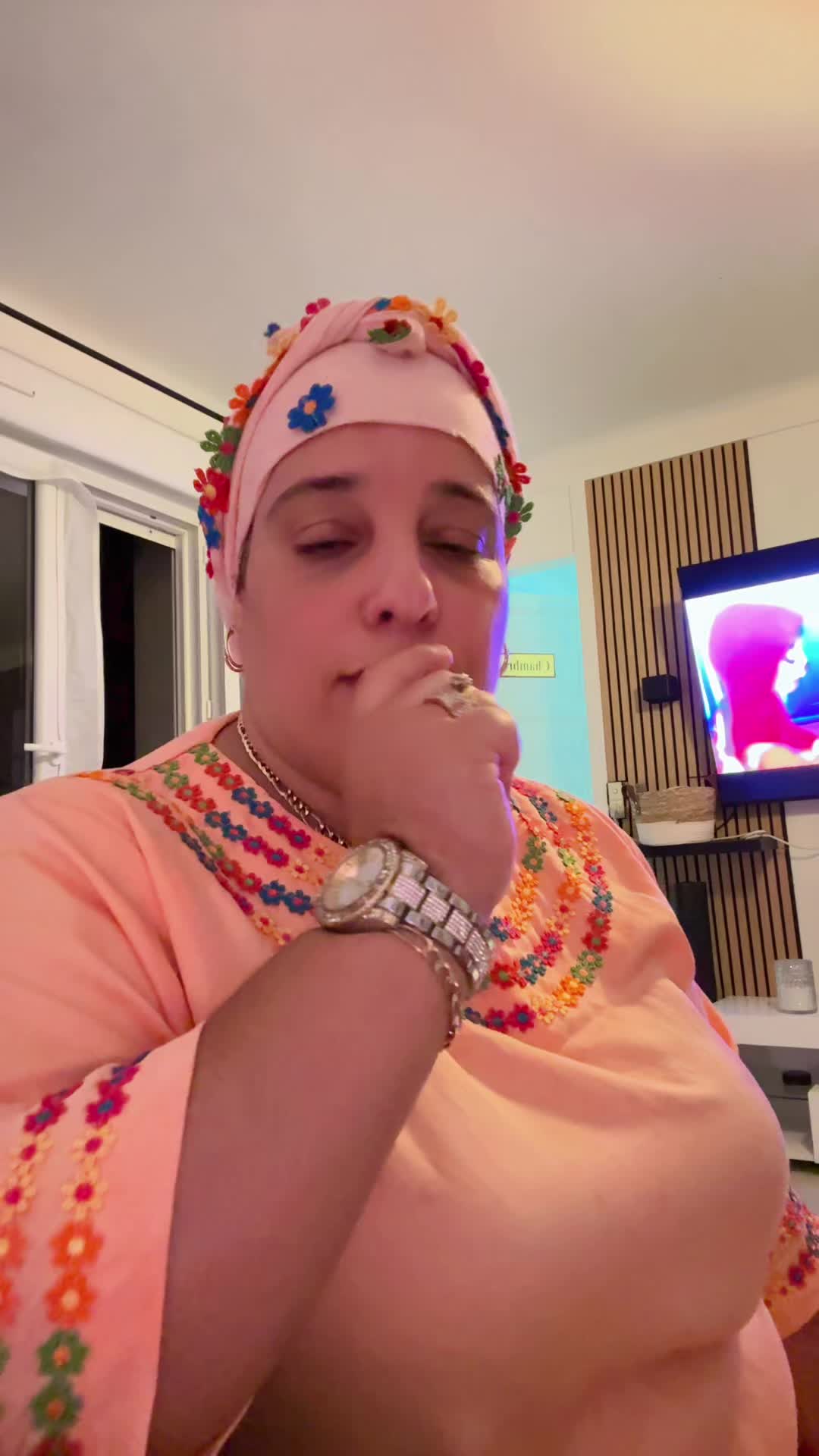 @متواضعة في فرنسا