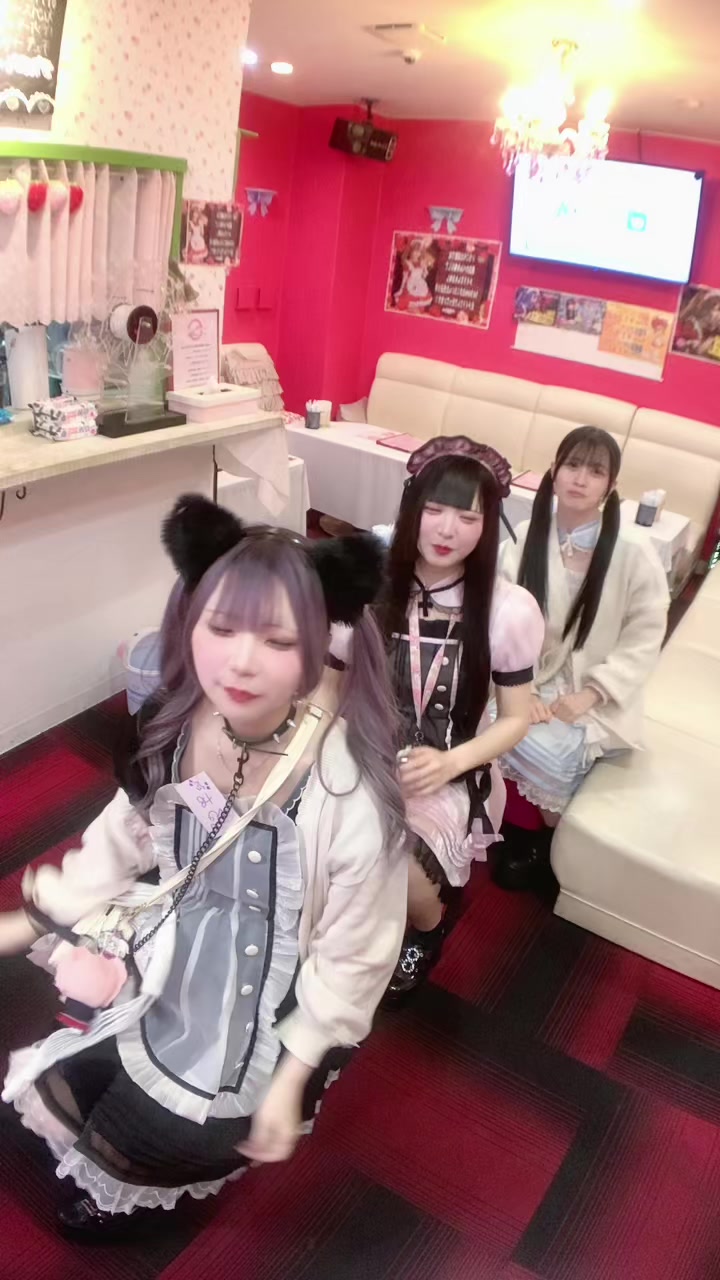 @Maid.Cafe.Strawberry