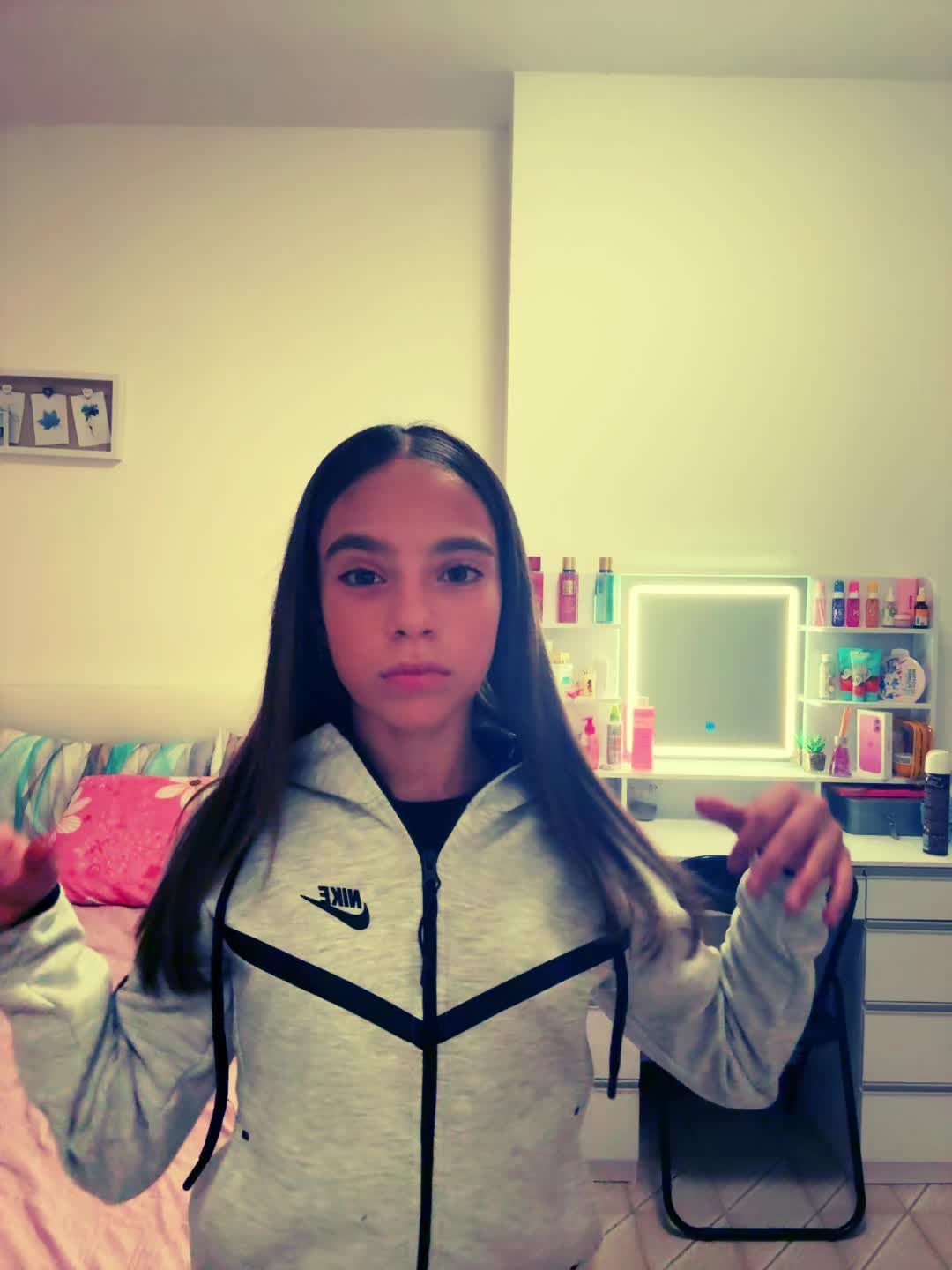 @𝟏𝟕