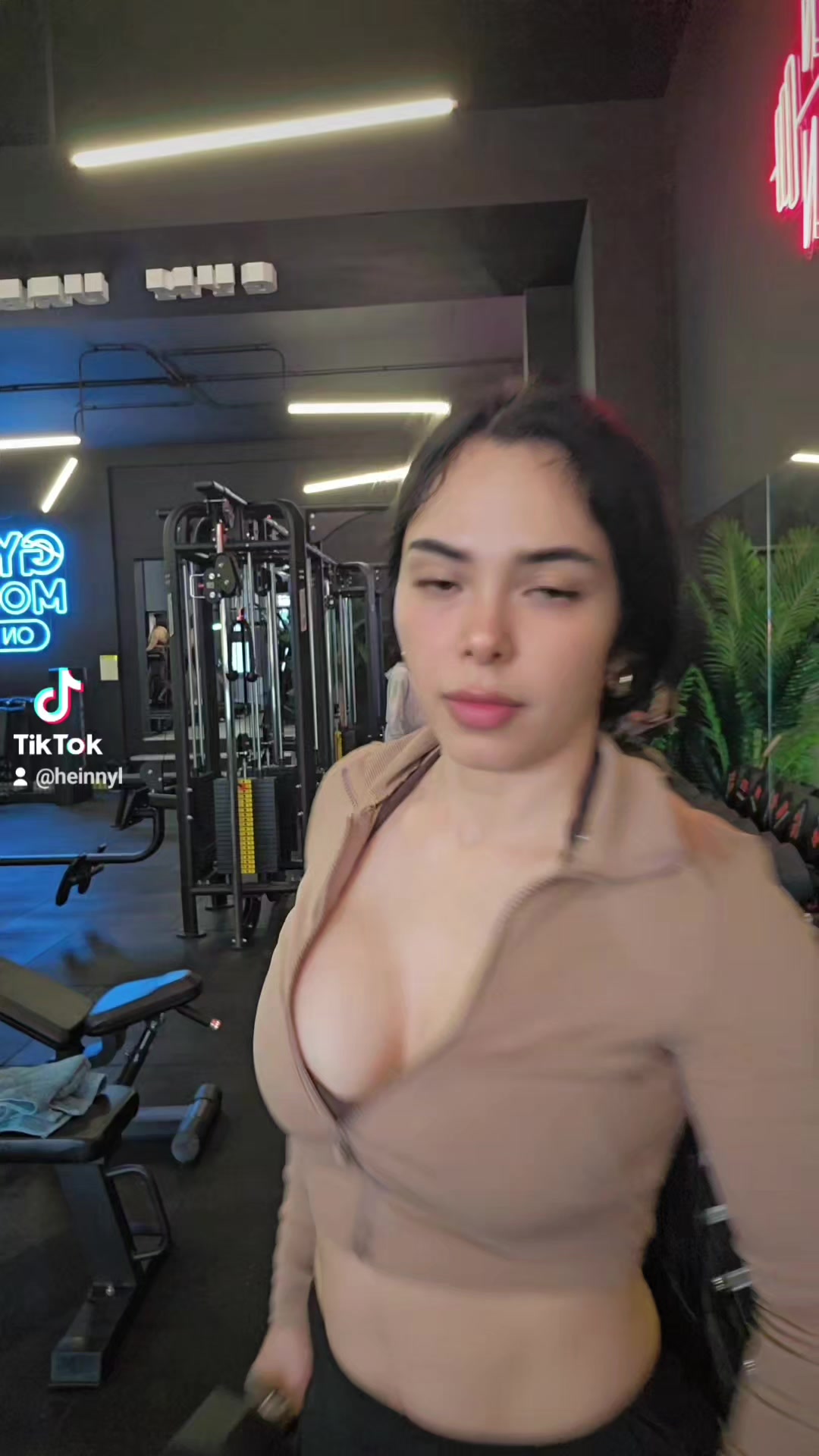 @Heinny Briceño