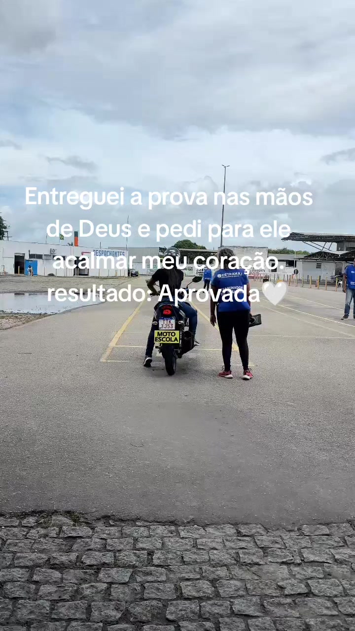 @Júllia Sales