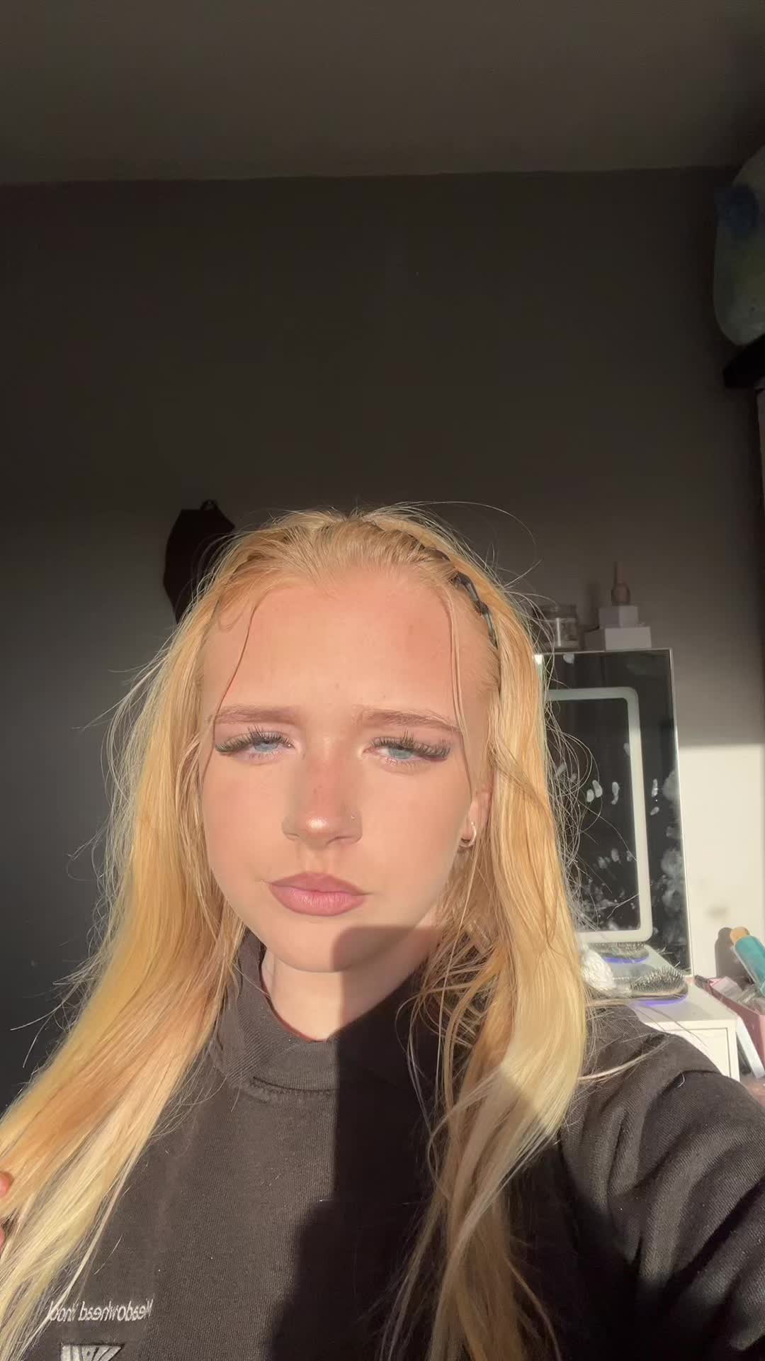 @frey ﾒ𝟶
