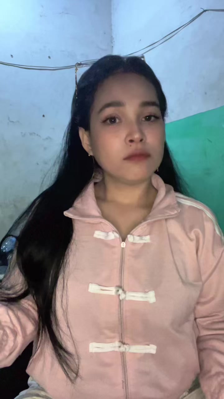 @𝔑𝔡𝔞𝔞 ♡
