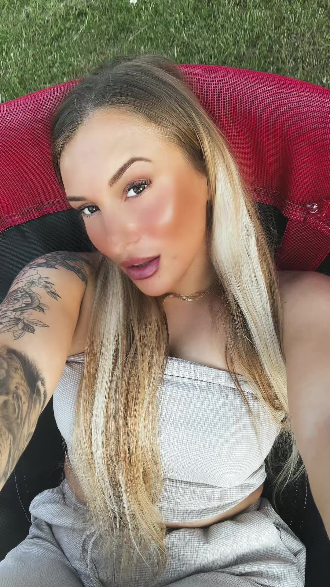 @anskinnnn