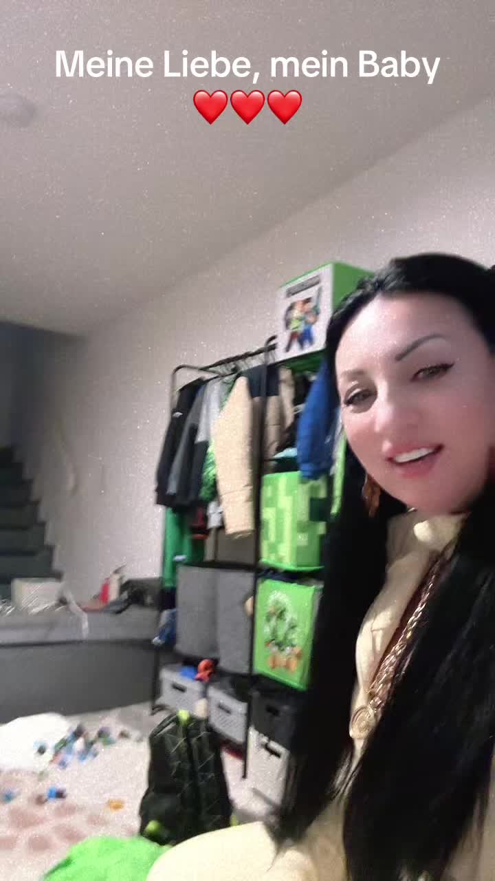 @Lara