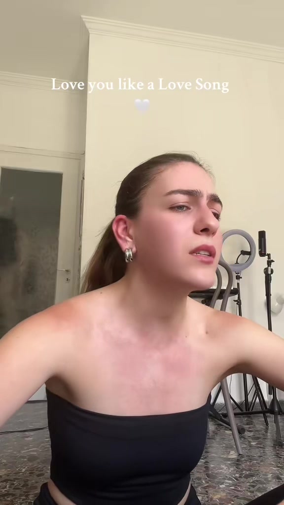 @Elena Artenian