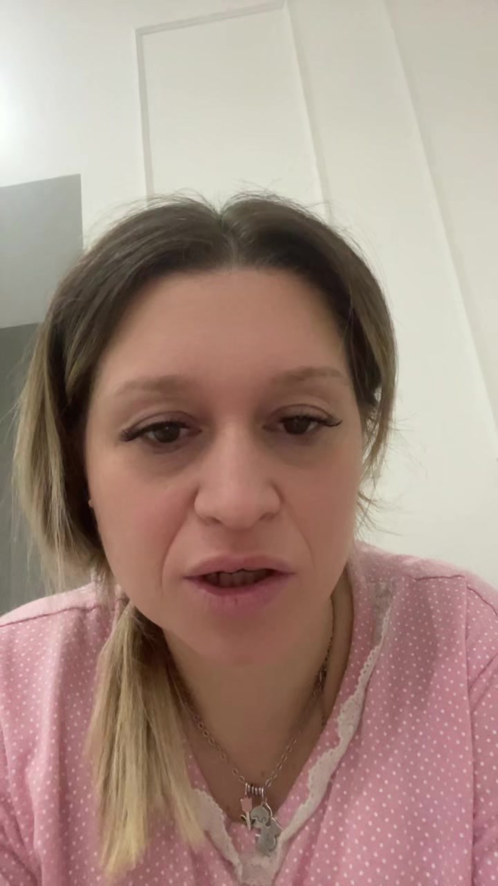 @Rosy_989
