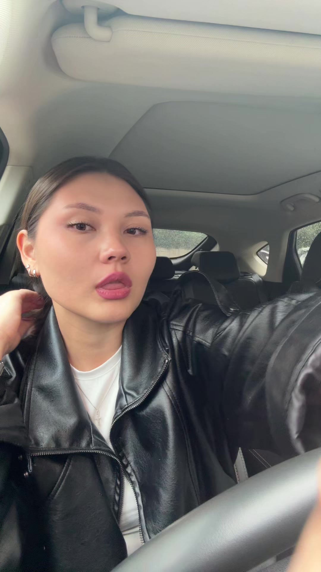 @LI