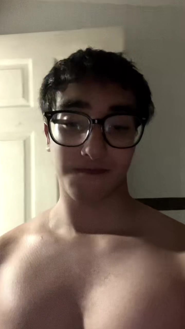 @𝑻𝒉𝒐𝒎𝒊🕷️