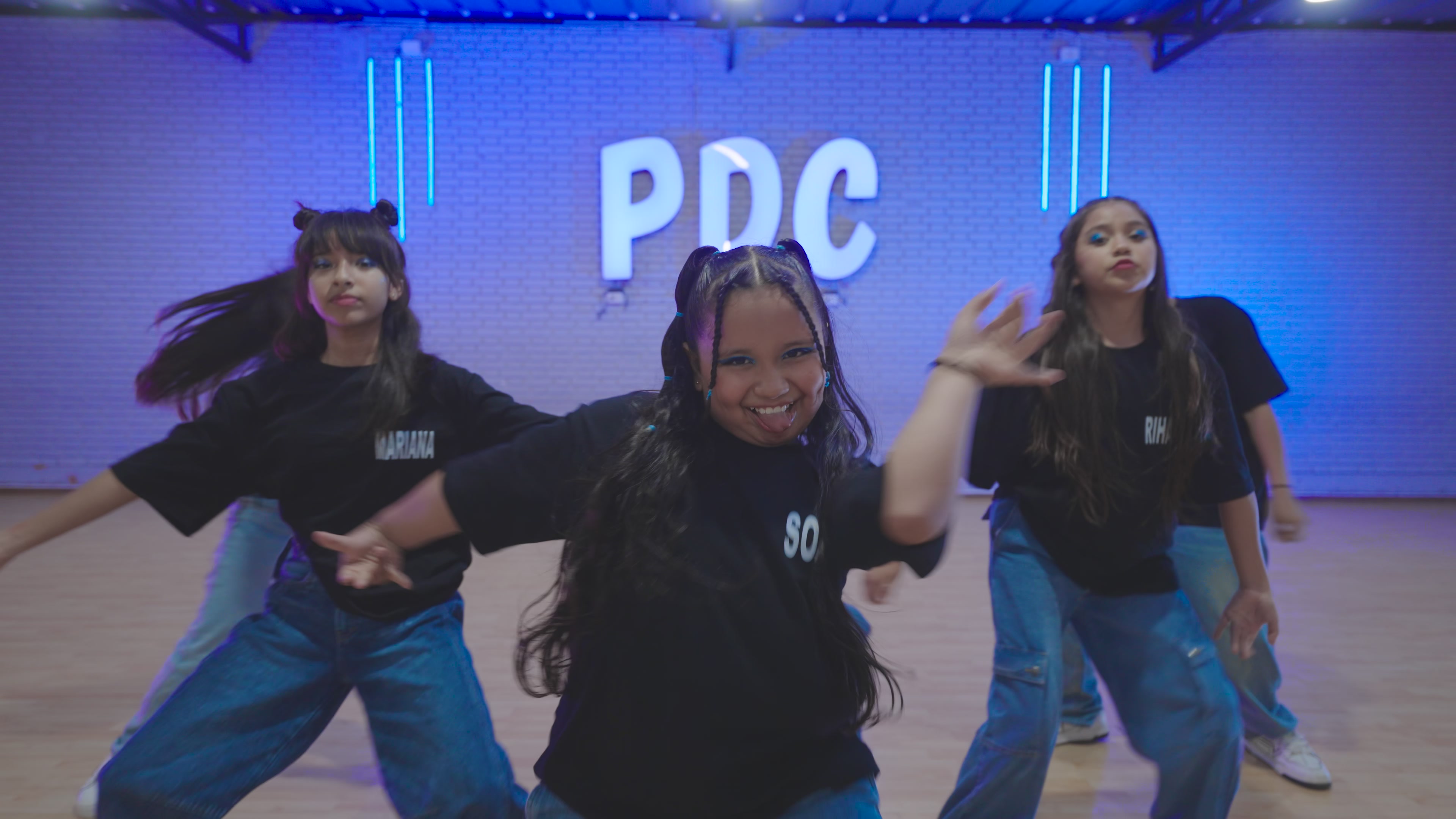 @PDC Escuela de Baile