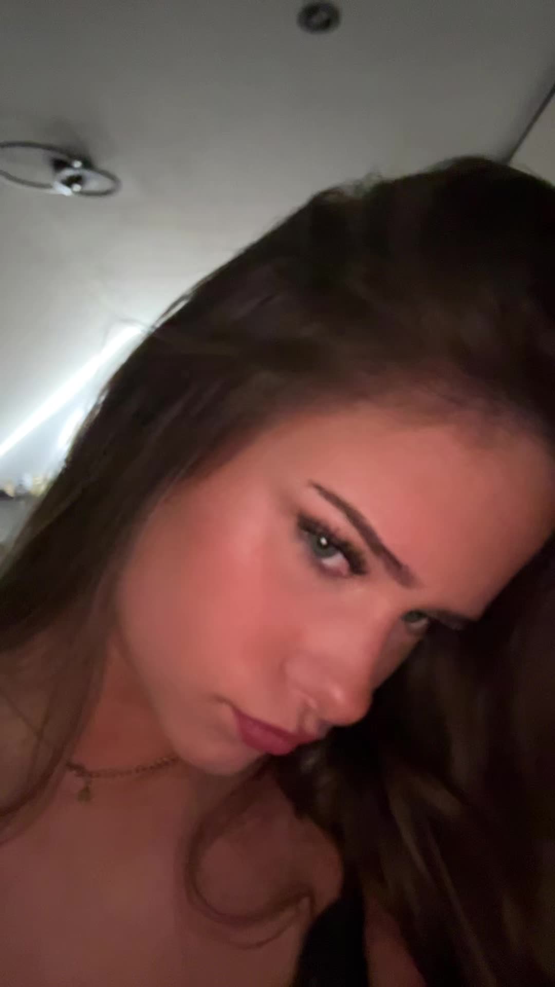 @nikkiipeters