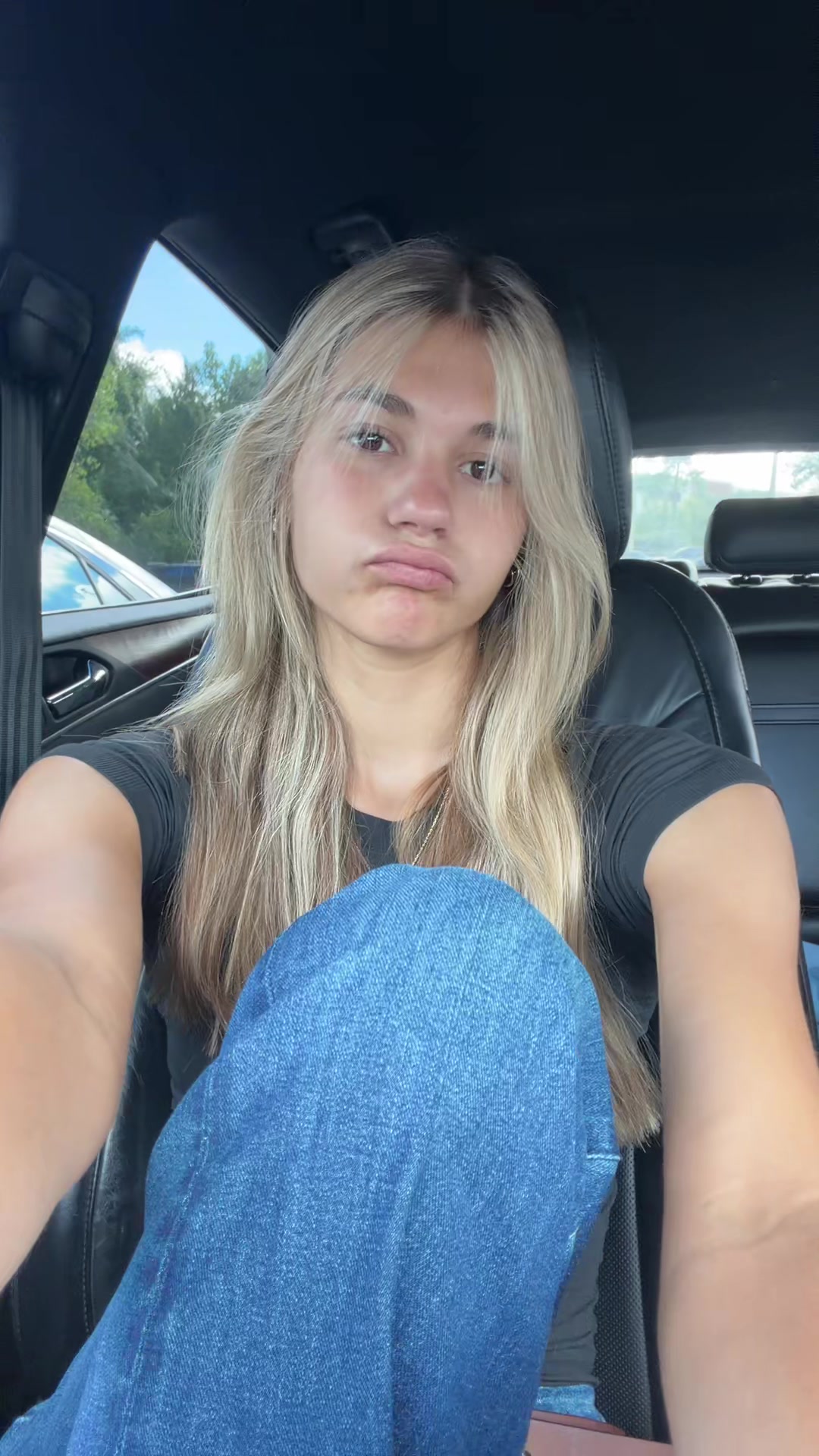 @😻