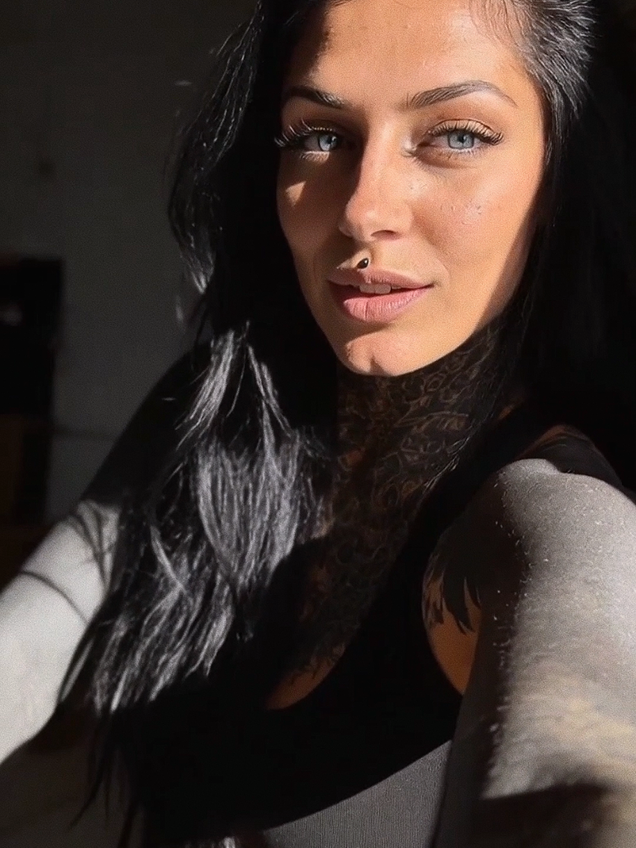@AlinaLush