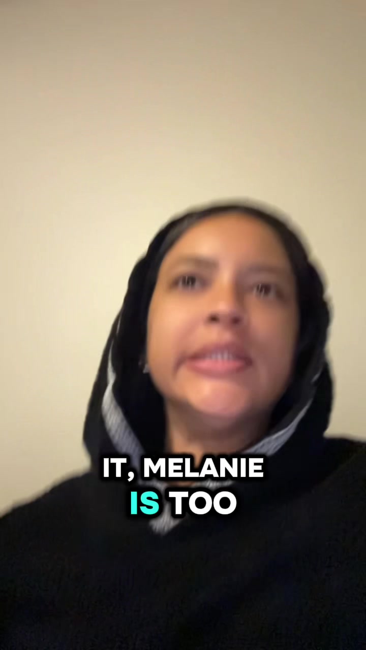 @Sarah Jessica Sanders
