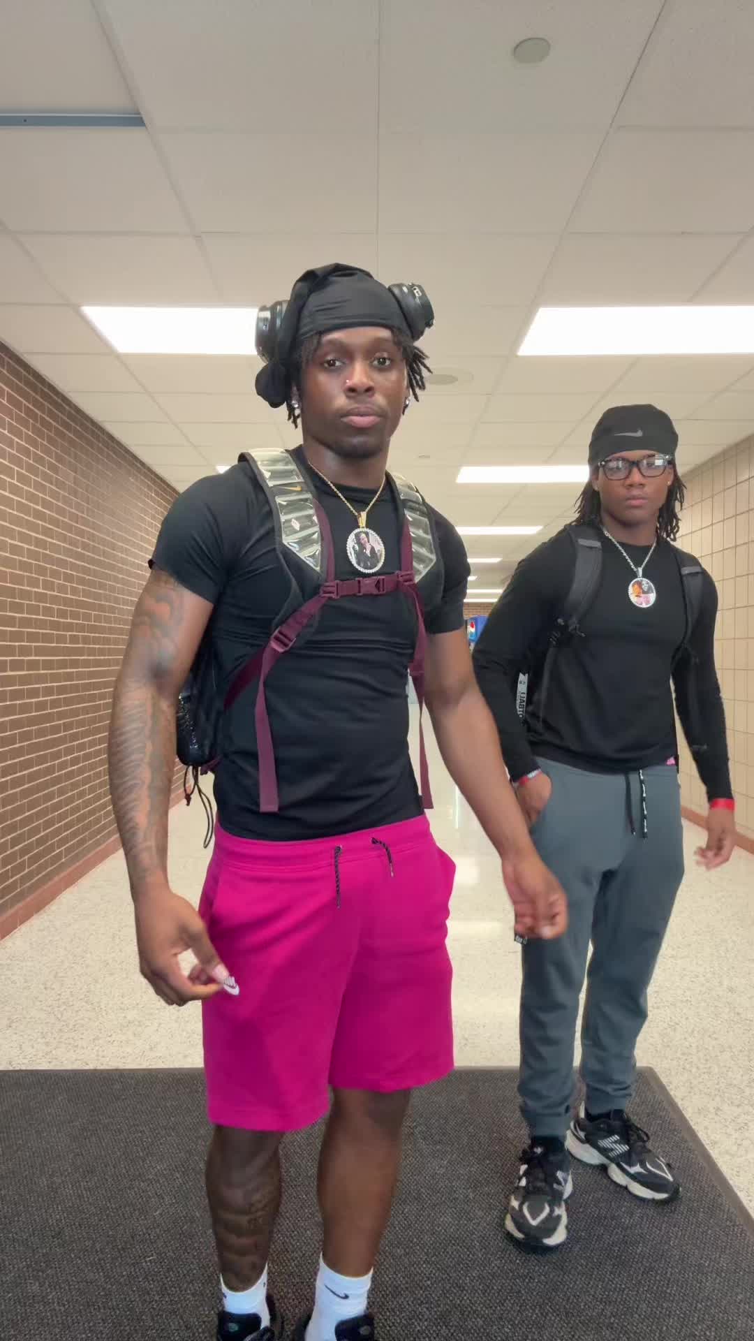 @J5🚶🏽♂️