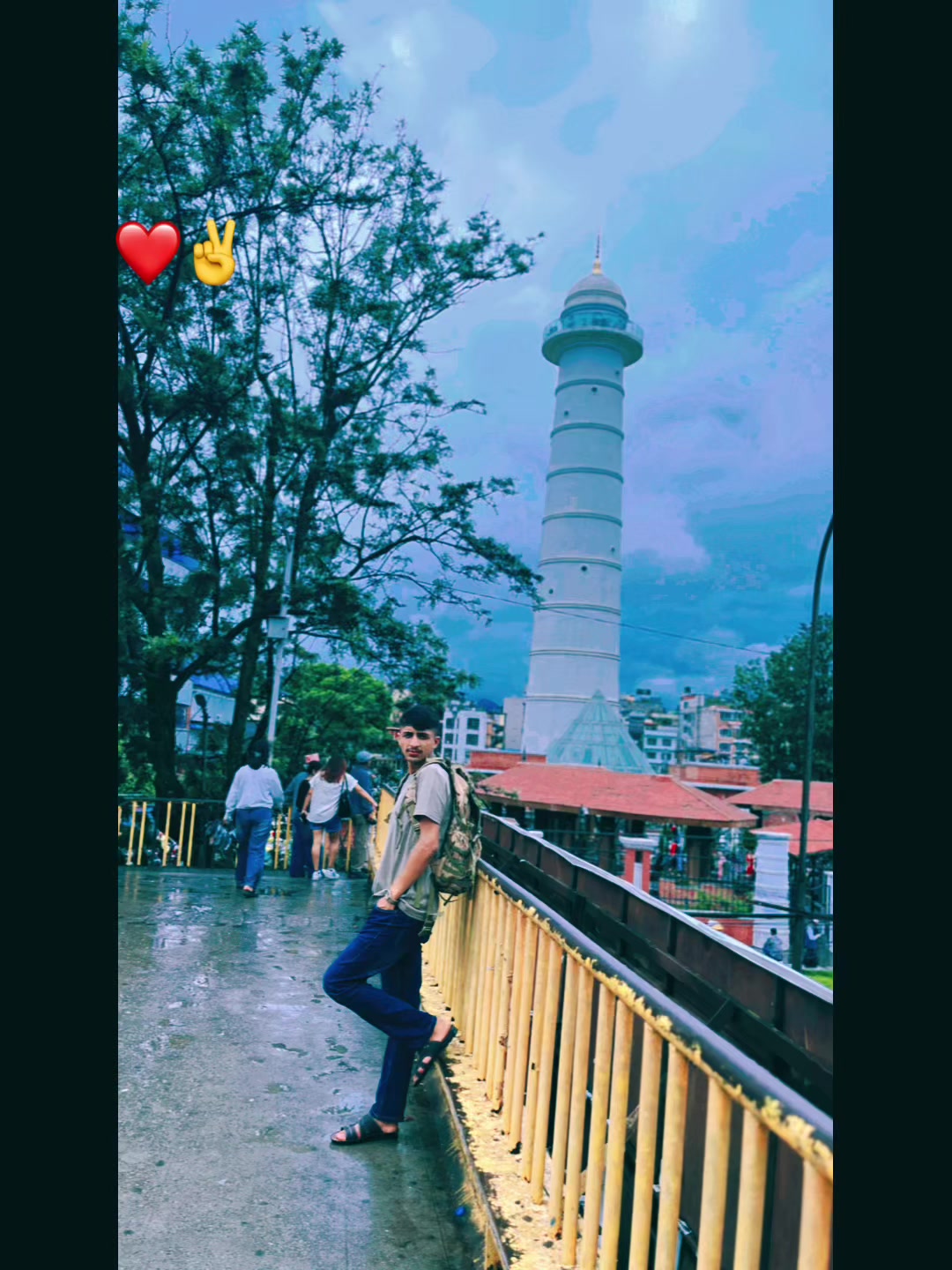@Hè मन T 🤫