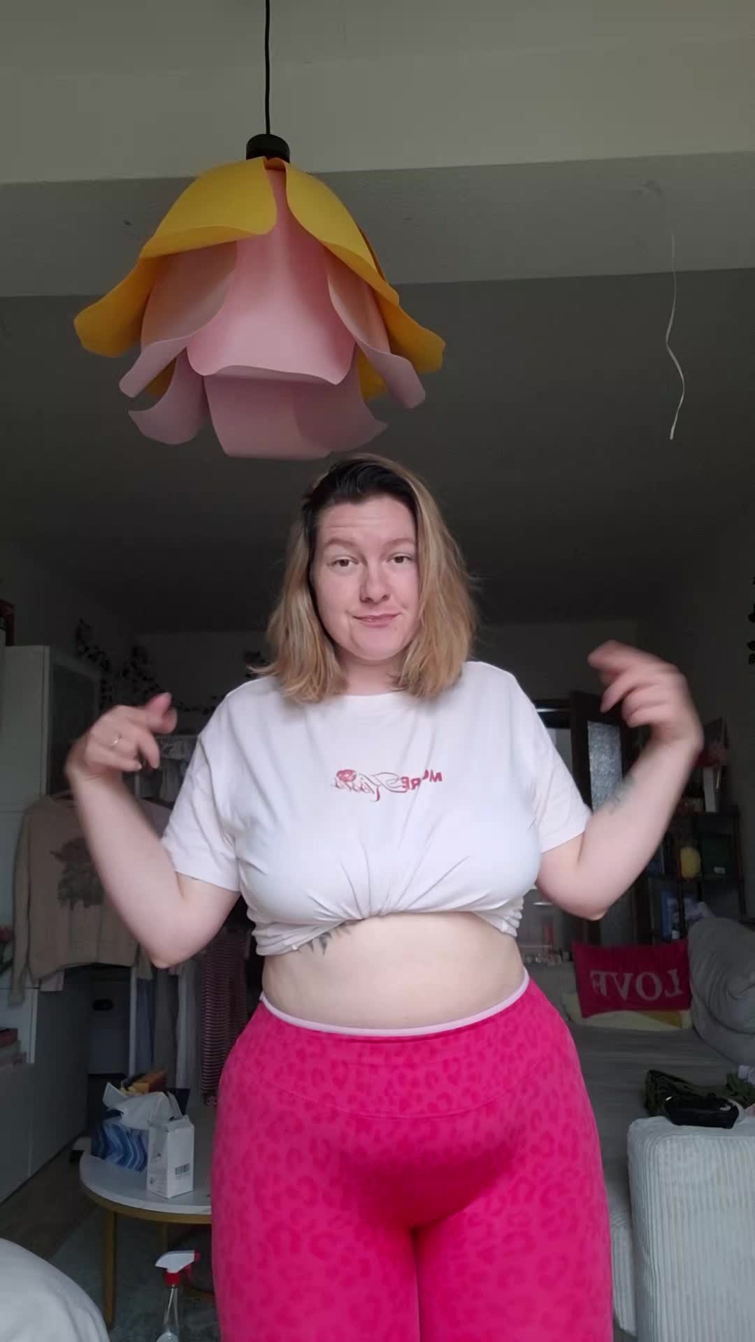 @vivienhrtl🌼