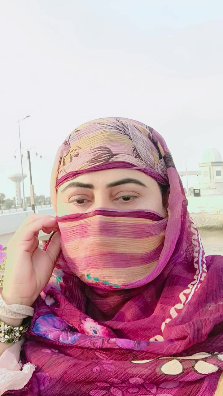 @Rabia Khan