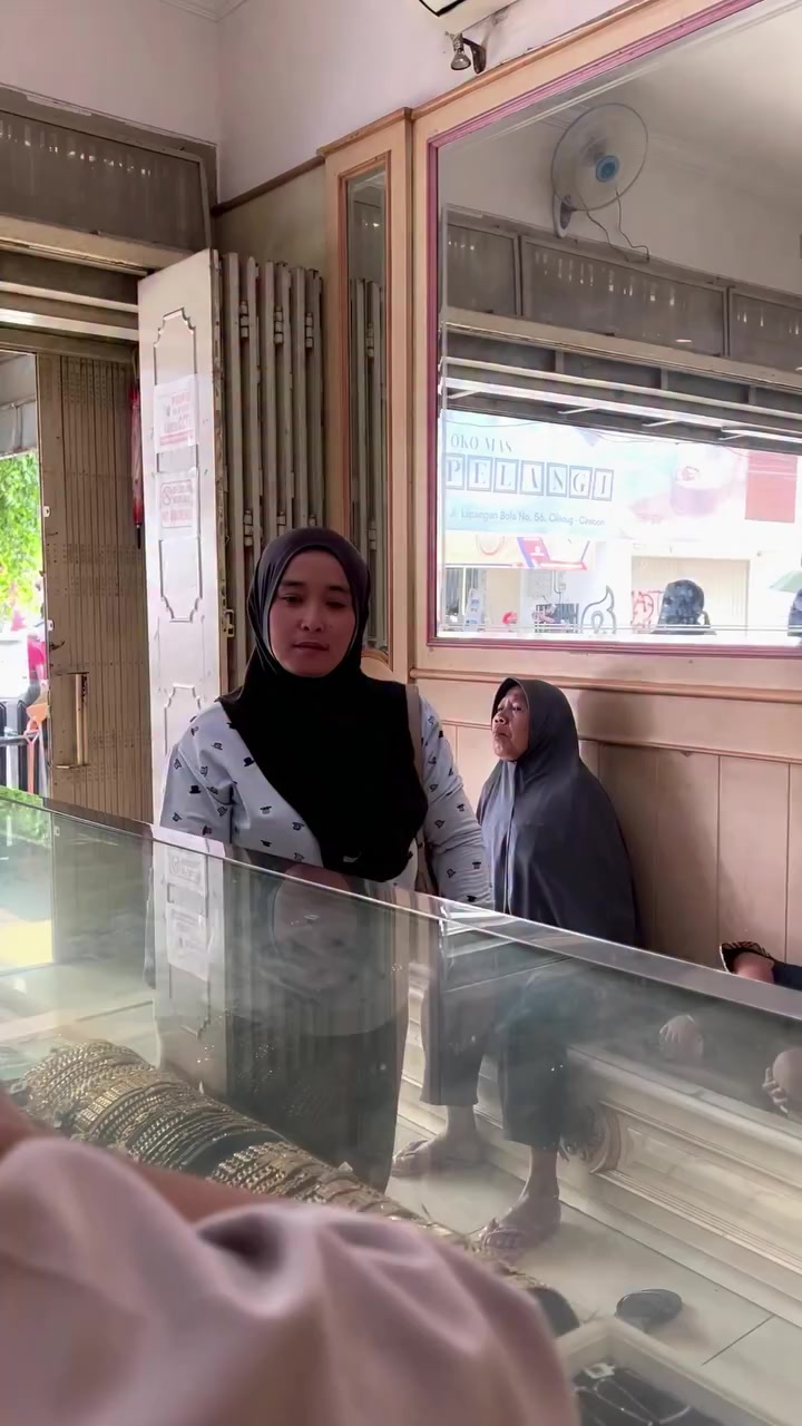 @Toko Emas Pelangi
