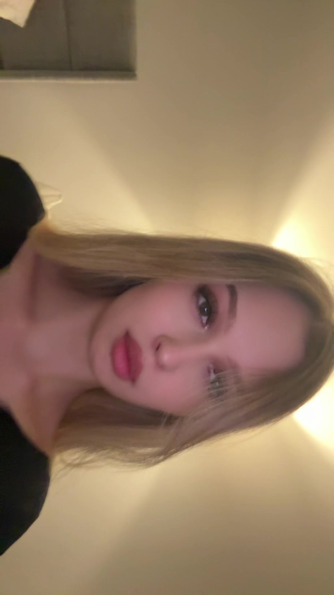 @karina