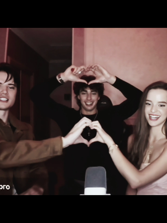 @❦𝑺𝐞𝐫𝐢𝐚𝐥𝐥𝐢𝐩𝐰𝒊𝐤𝐬❦