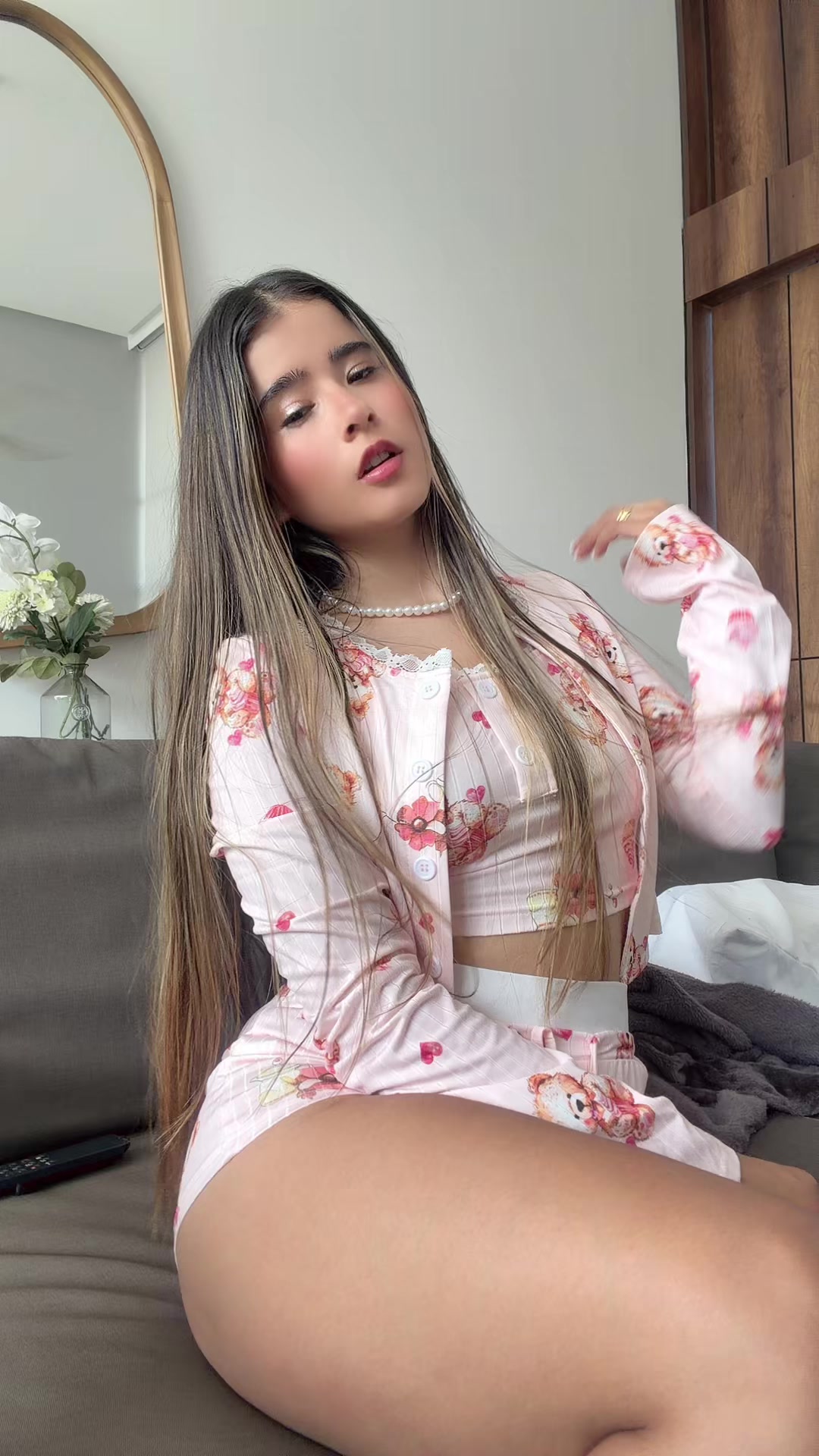 @Xox 🌩️