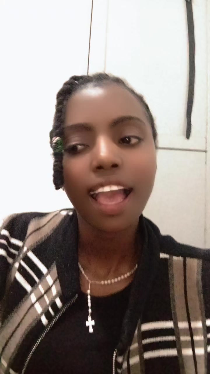 @queen 👑&hearts;️🩷👑